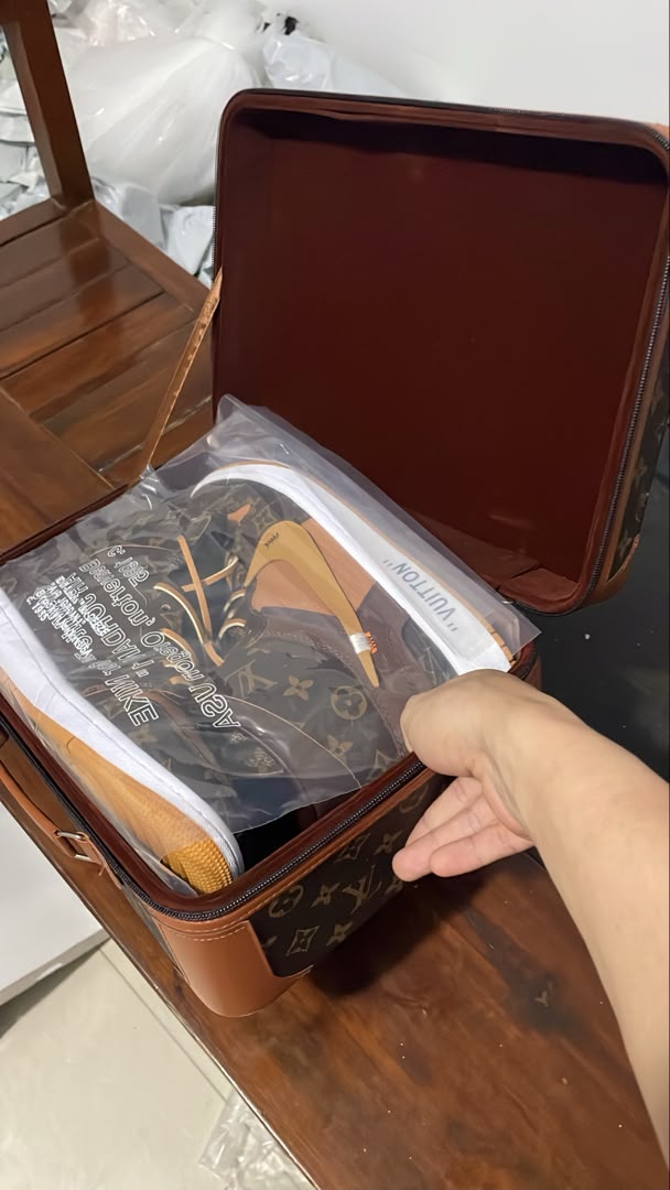Jordan 1 High - Design-Inspired "Louis V Off-White Brown/Tan" Custom Fantasy Build AJ1-LVOW-034