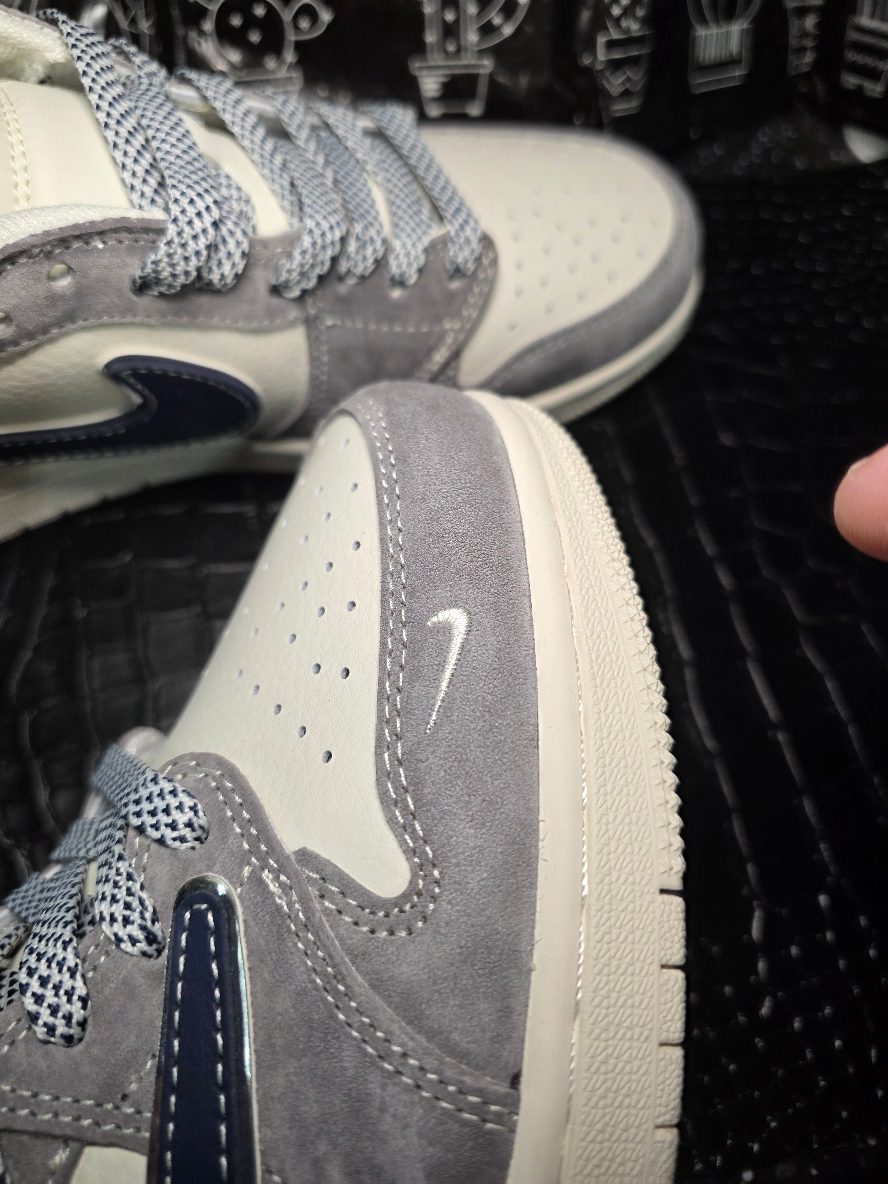 Jordan 1 low Cactus-Jack - Fragments "Fantasy Collaboration" (US 11)