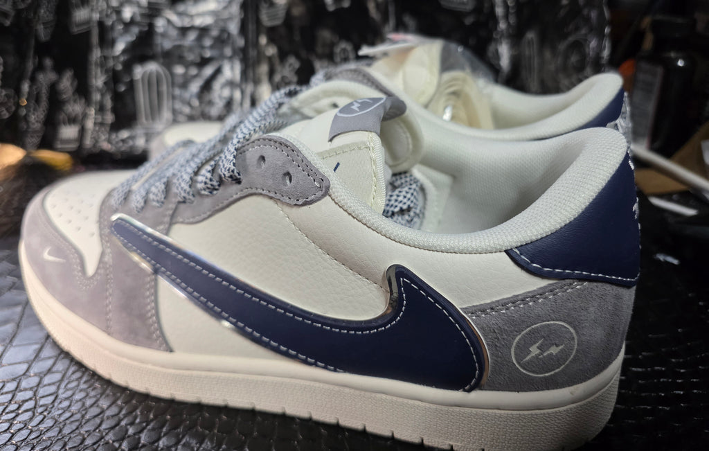 Jordan 1 low Cactus-Jack - Fragments "Fantasy Collaboration" (US 11)