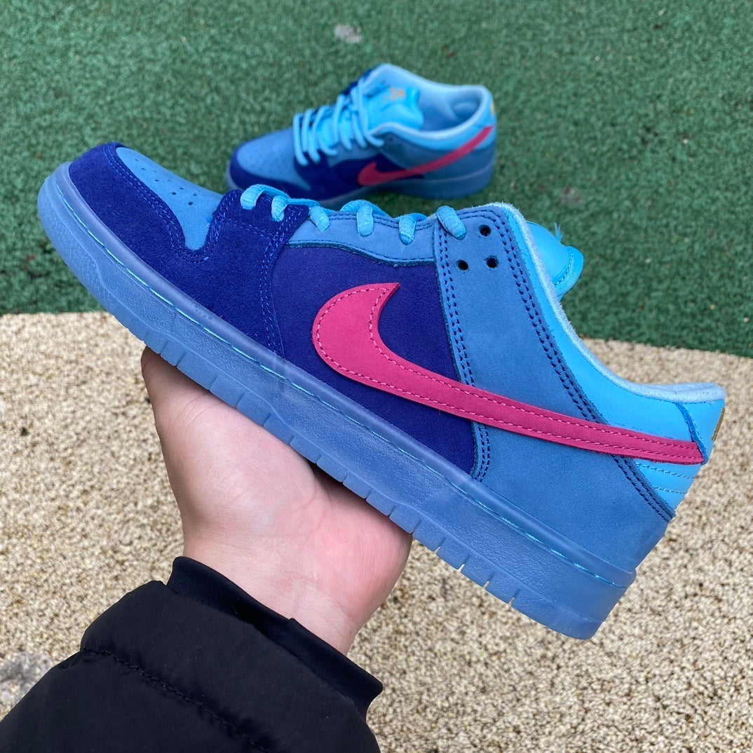 Nike SB Dunk Low – Design-Inspired "Runs the Jewels" Custom Tribute Build SBDNK‑076