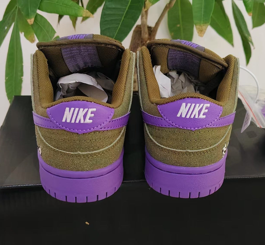 SB Dunk Low – Design-Inspired Concepts "420 - Snoop Doggs" Custom Fantasy Build SBDNK-090