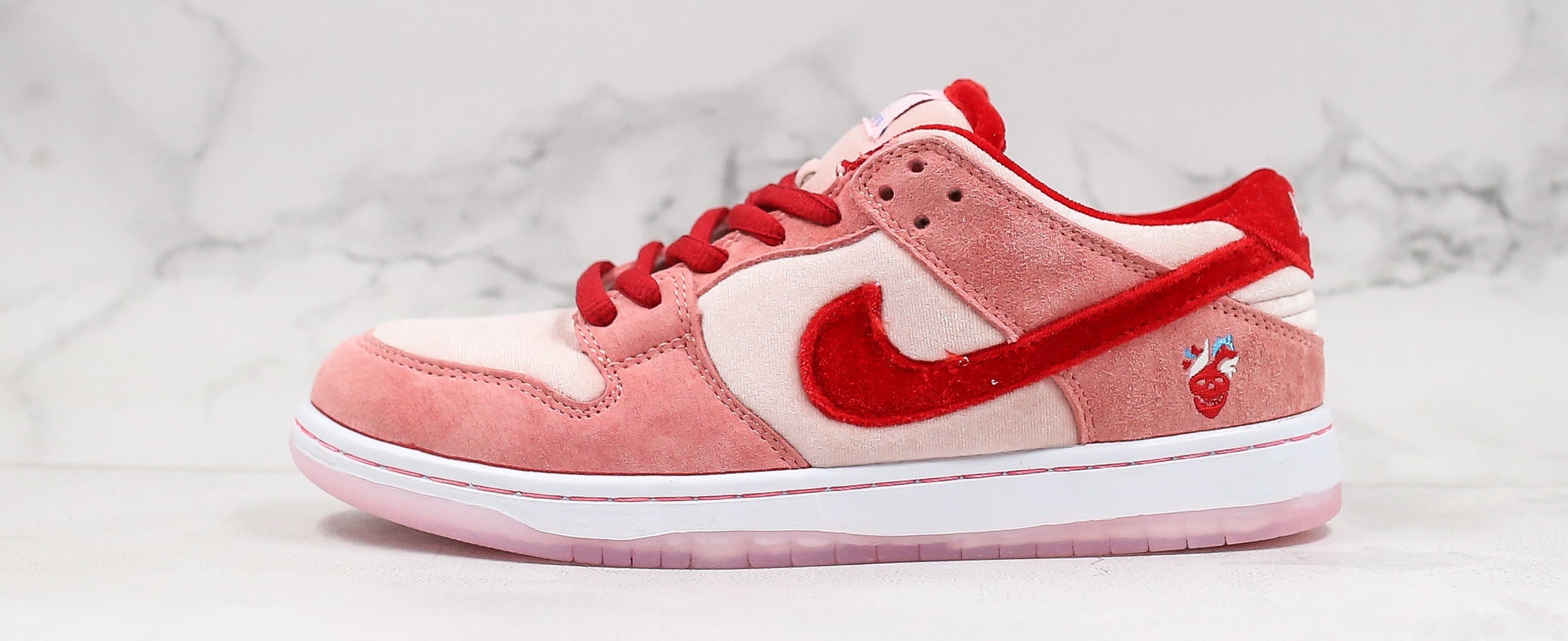 SB Dunk Low – Design-Inspired "StrangeLove" Custom Tribute Build SBDNK-085