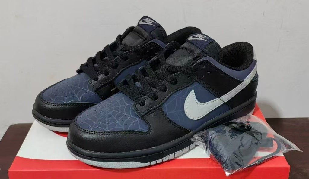 SB Dunk Low – Design‑Inspired "Symbiotes" Custom Tributes SBDNK‑093