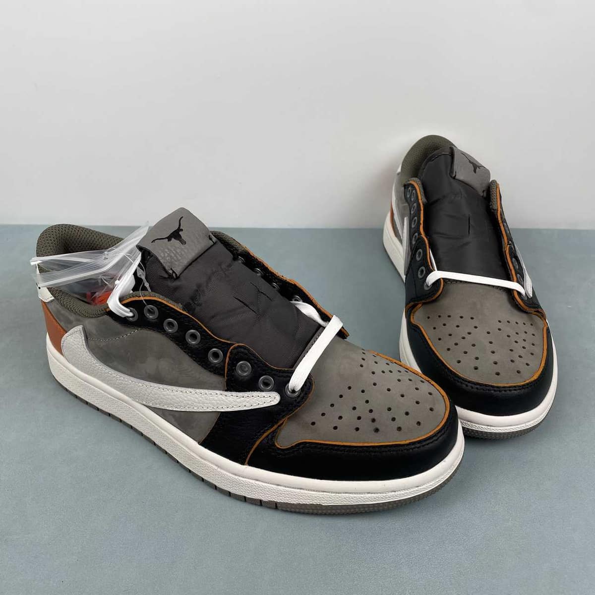 Jordan 1 Low Design-Inspired - "Travis Scott" "Texas Longhorns" - TS-LNGHRN-075