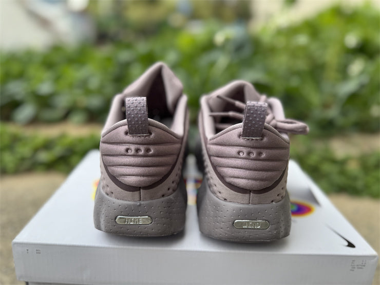 Mind 002 – Sneaker – Design‑Inspired Custom Footwear: Purple