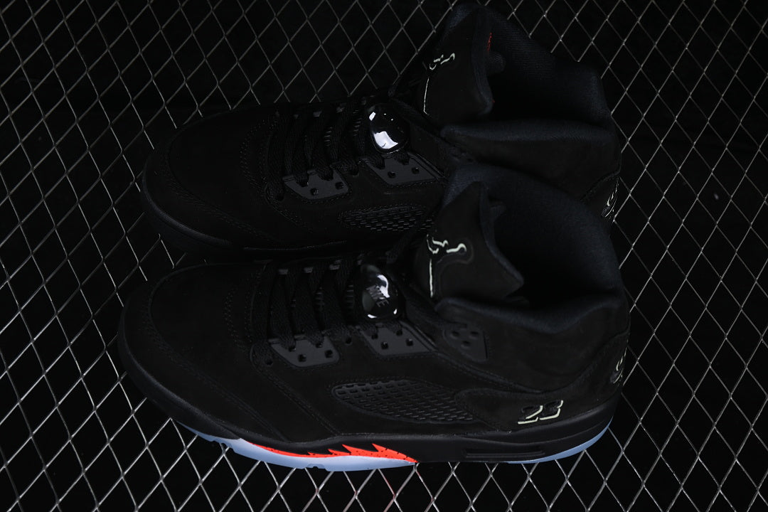 Jordan 5 – Design-Inspired "Halloween Edition" 2.0 Custom Tribute Build AJ5-HALLOWN2-537