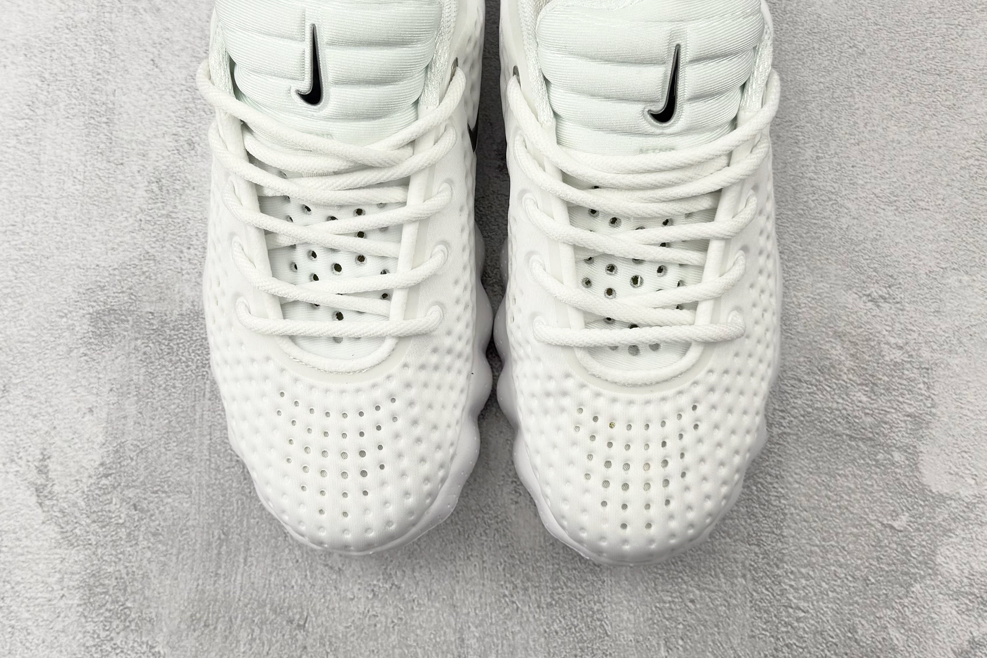 Mind 002 – Sneaker – Design‑Inspired Custom Footwear: Reverse Panda