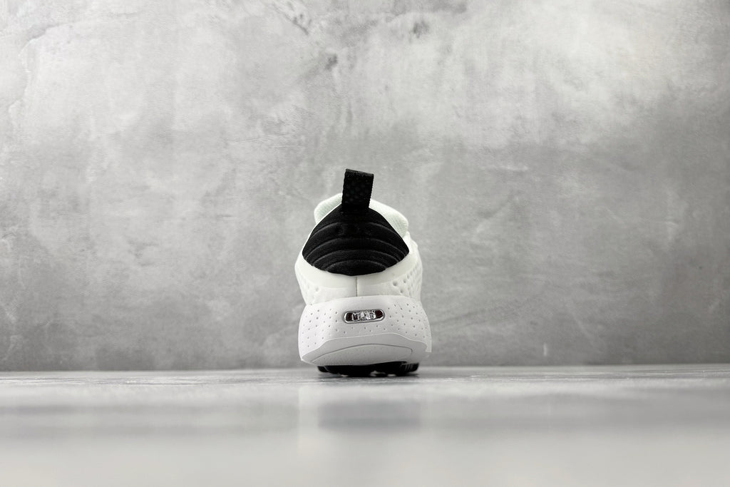 Mind 002 – Sneaker – Design‑Inspired Custom Footwear: Reverse Panda
